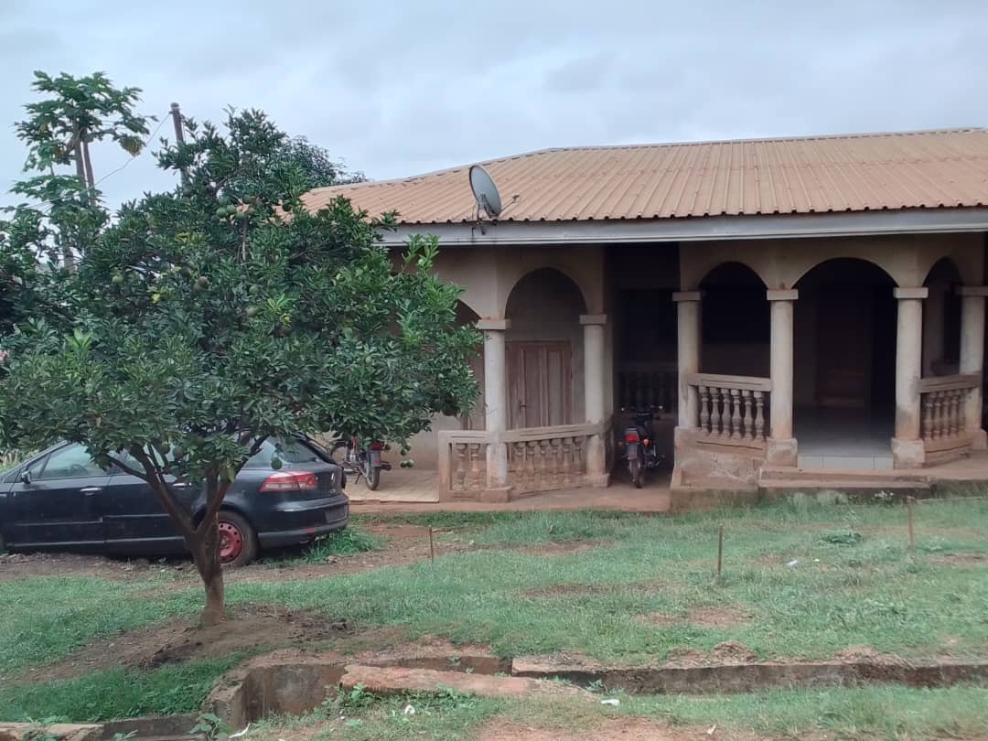 Maison à vendre à Mvan, Yaoundé