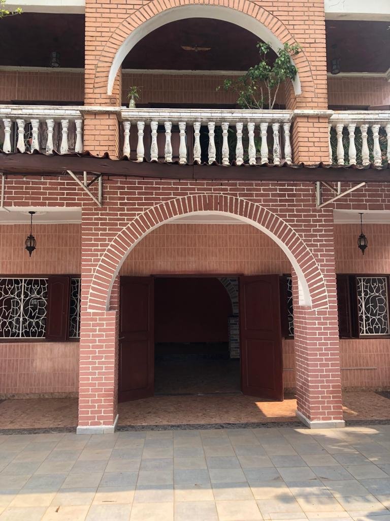 Maison à vendre à Mahima Elig-essono, Yaoundé. 
