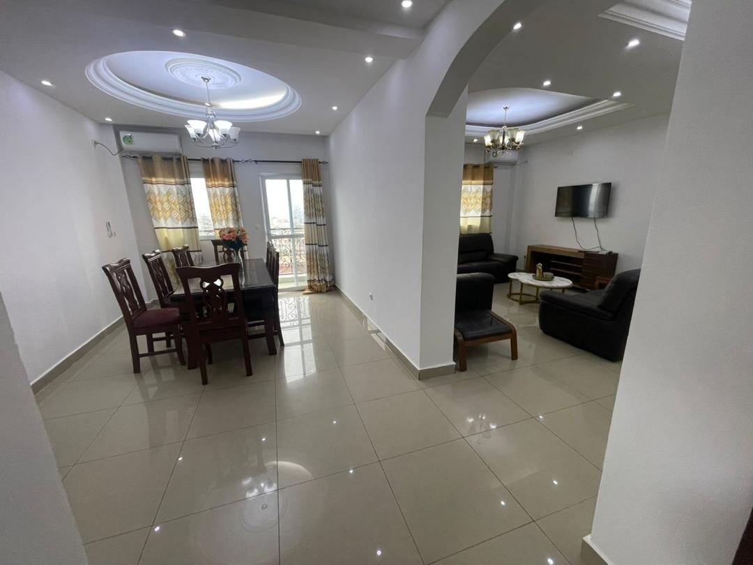 Appartement et studio meublés à louer au palais de congrès, Yaoundé. 