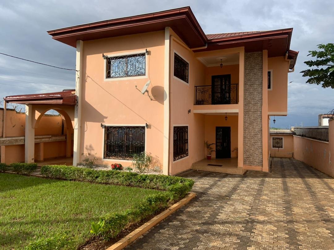 Duplex à louer à Nyom, Yaoundé
