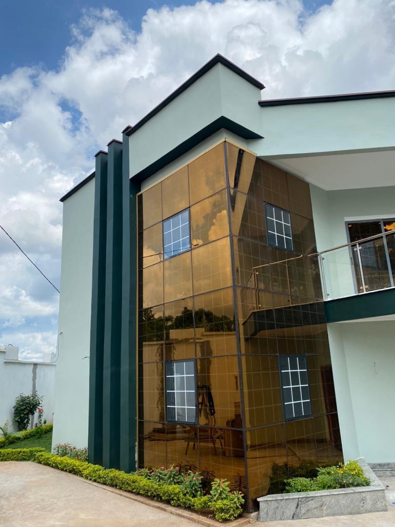  Duplex à vendre à Yaoundé, Odza