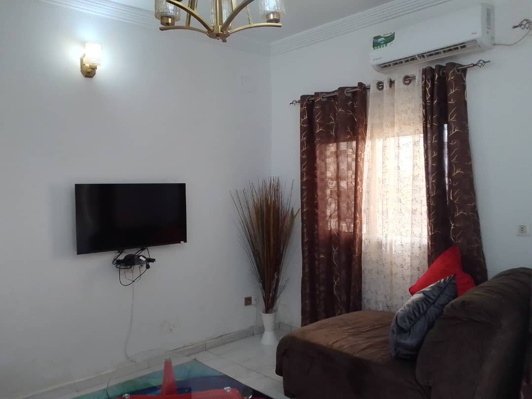 Appartement meublé à louer à Mbankolo, Yaoundé  