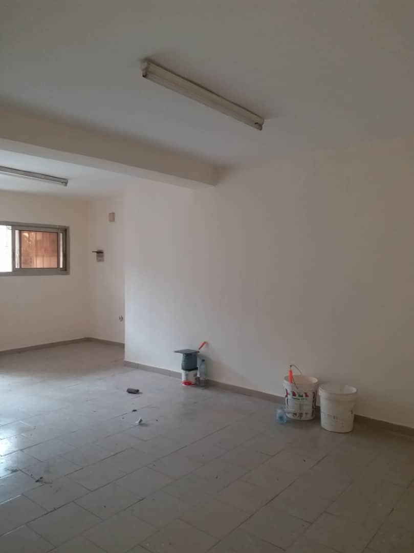 Studio moderne à louer à ndogbong zone socaver, Douala