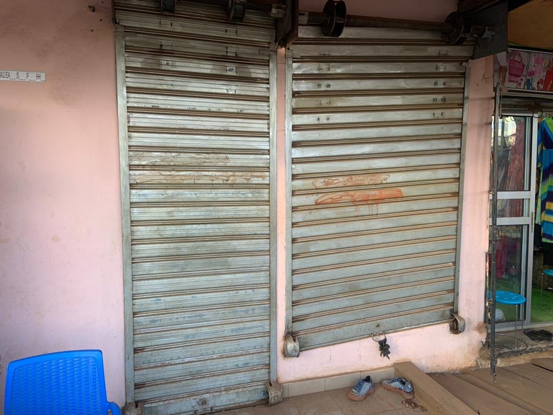 Boutique à louer, Mimboman, Yaoundé 