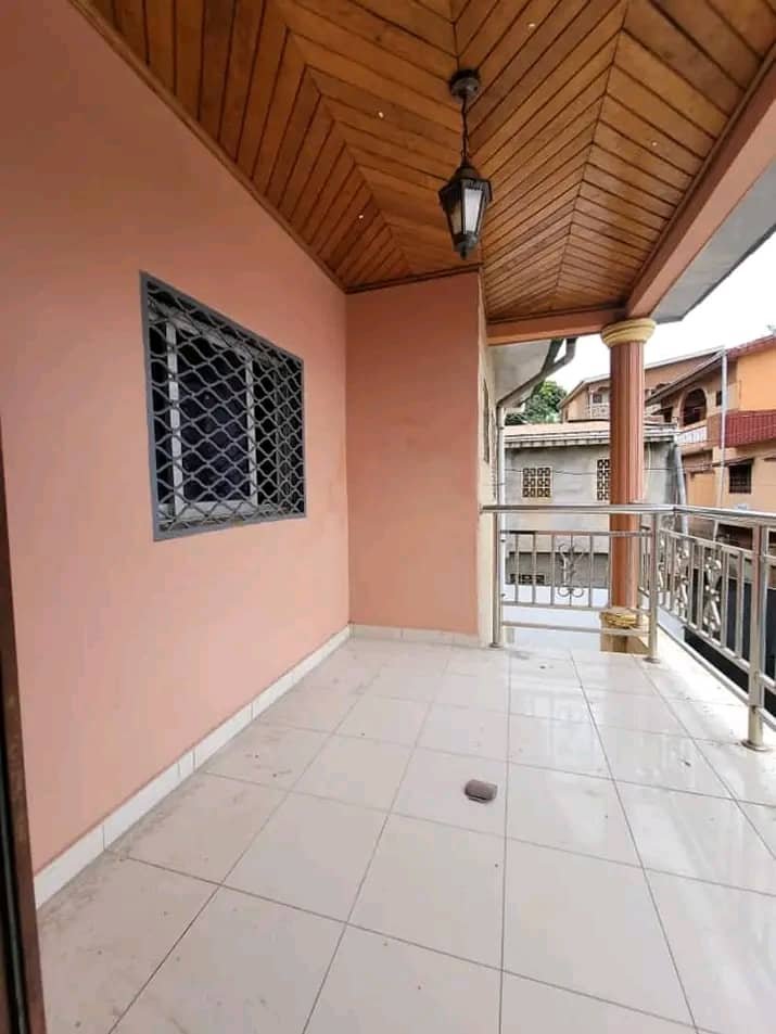 Appartement à louer, Biyem-assi, Yaoundé 