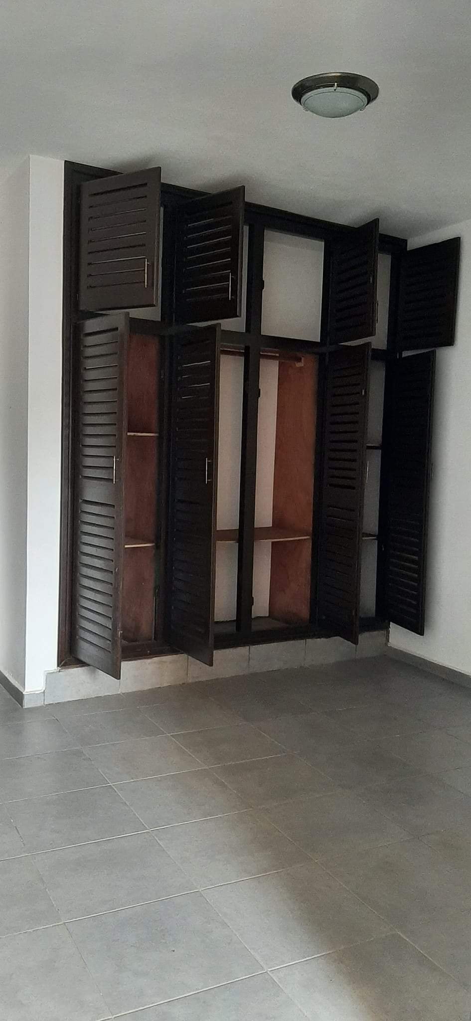 Appartement moderne à louer, Mbankolo, Yaoundé 