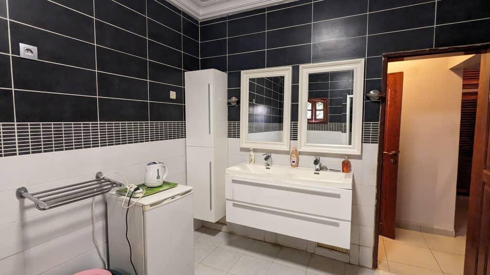 Villa à louer, Odza, Yaoundé 
