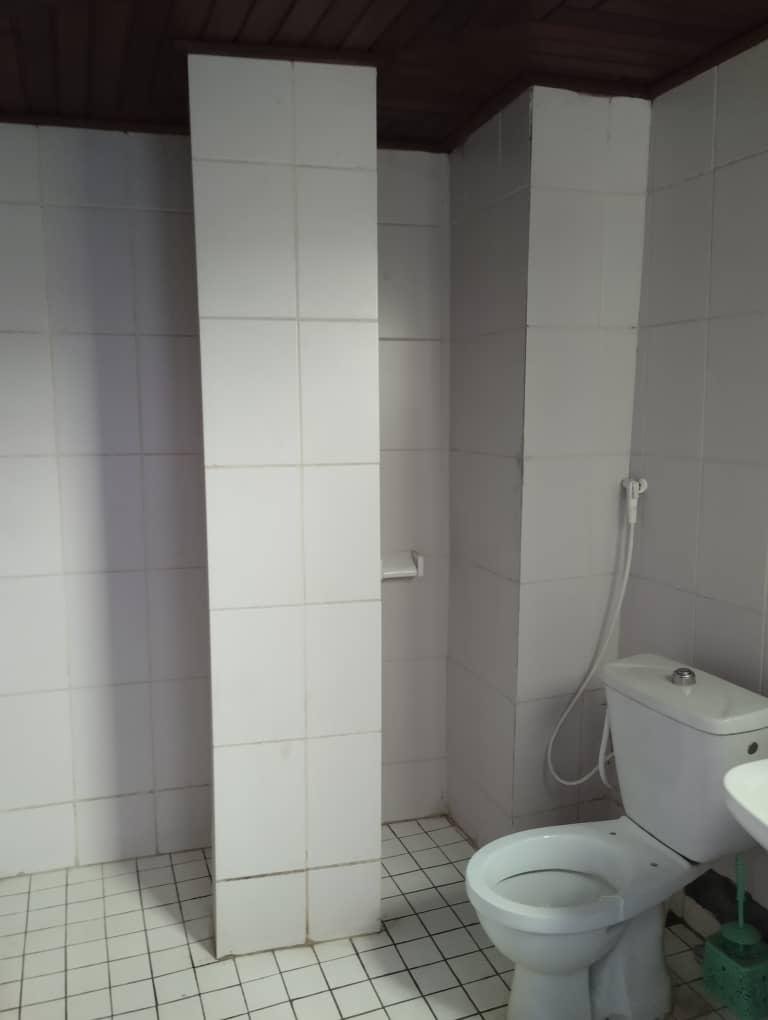 Studio moderne à louer, Bastos, Yaoundé 