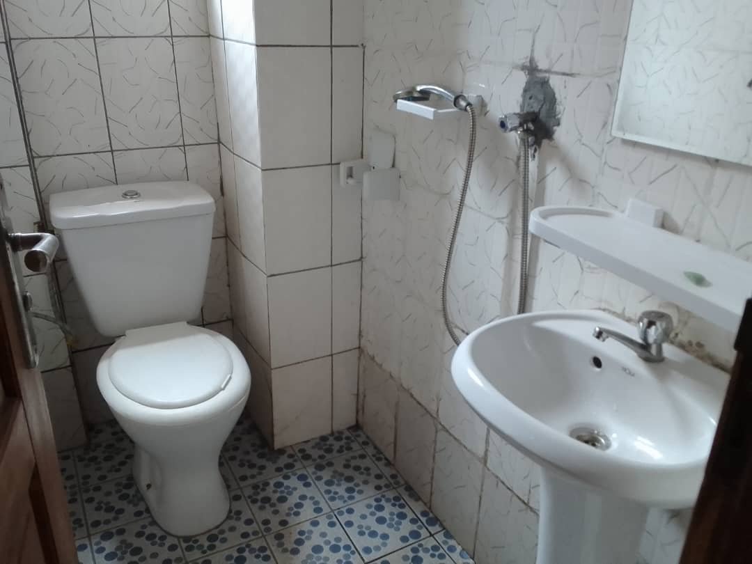Appartement a louer, Etougebe, Yaoundé 