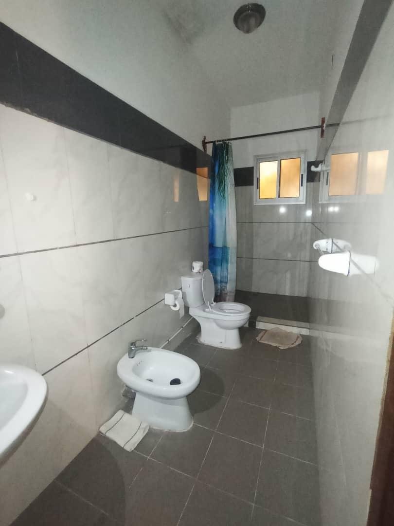 Appartement à louer, Bastos, Yaoundé 