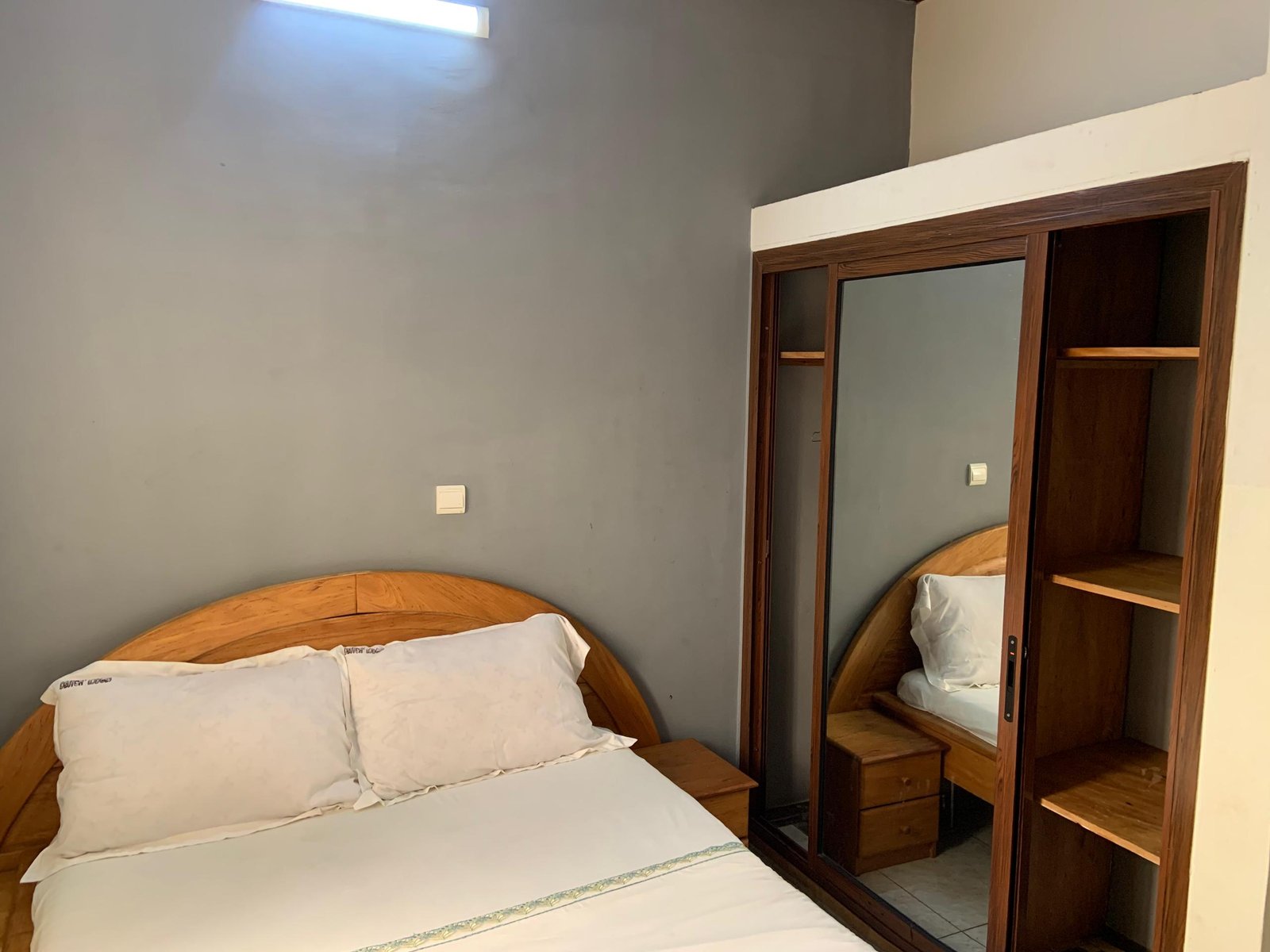 Appartement meublé a louer, Titi garage, Yaoundé 