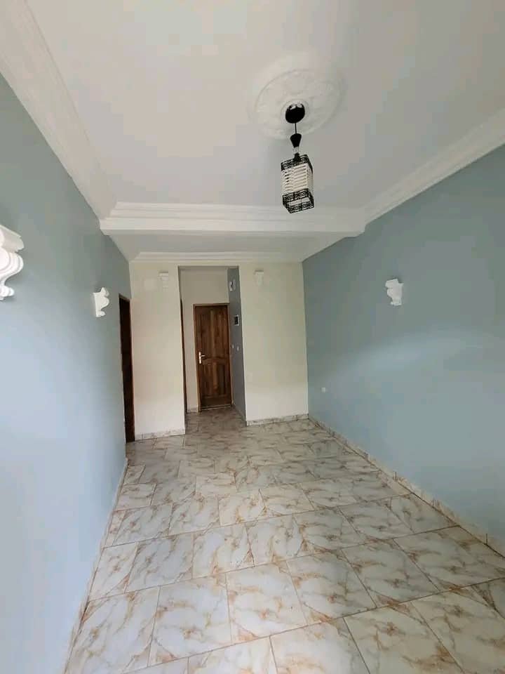Studio à louer, biyemassi, Yaoundé 