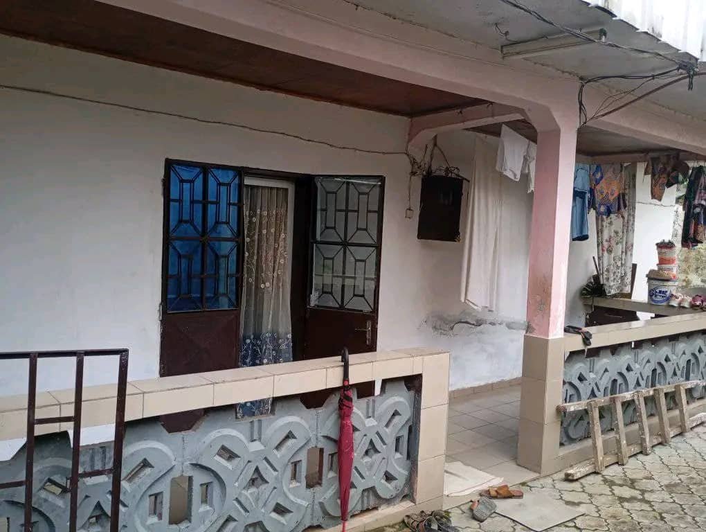 Maison à vendre, PK10, Douala 