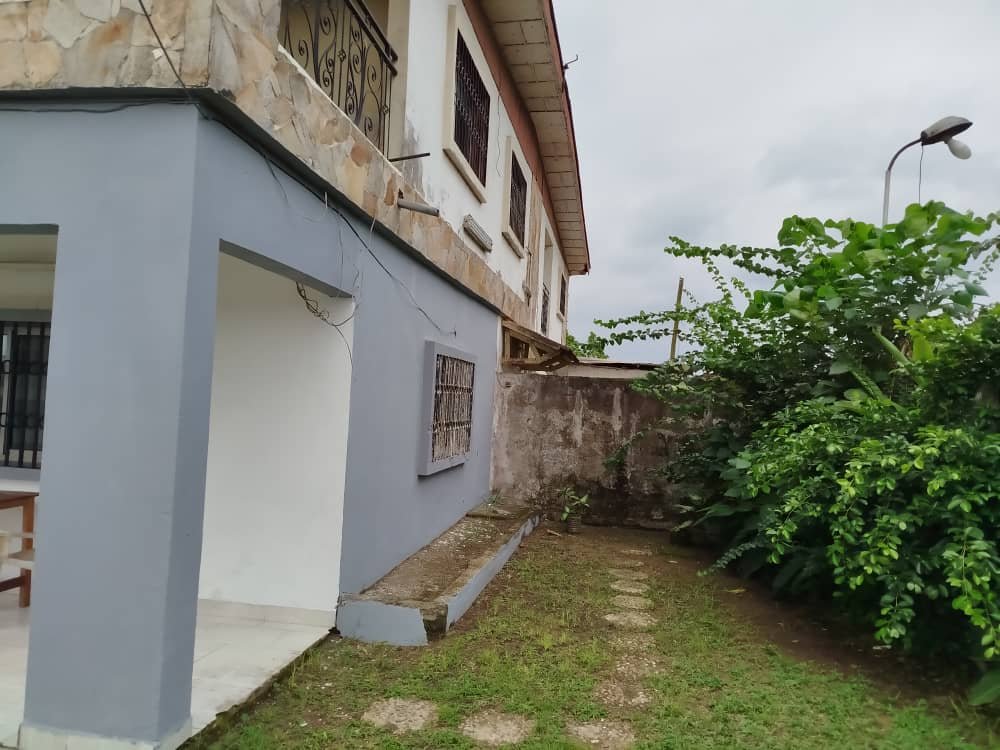 Duplex a vendre, Logbaba, Douala 