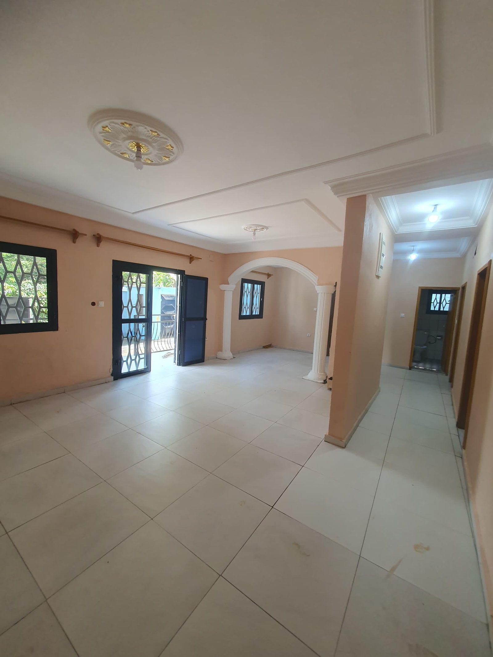 Appartement a louer, Awae, Yaoundé 