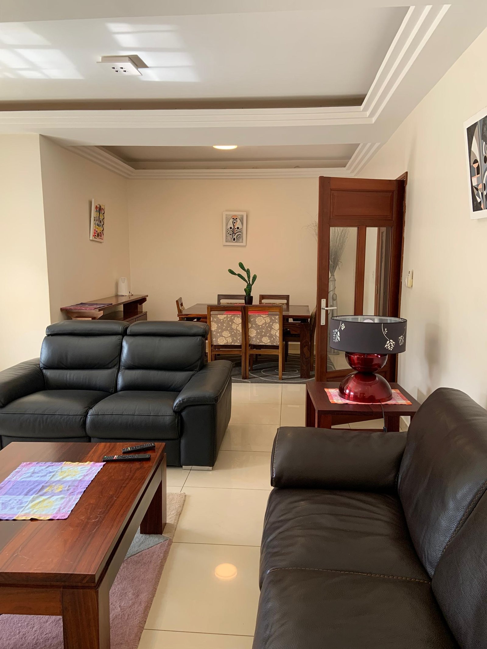 Appartement meuble a louer, Golf, Yaoundé 