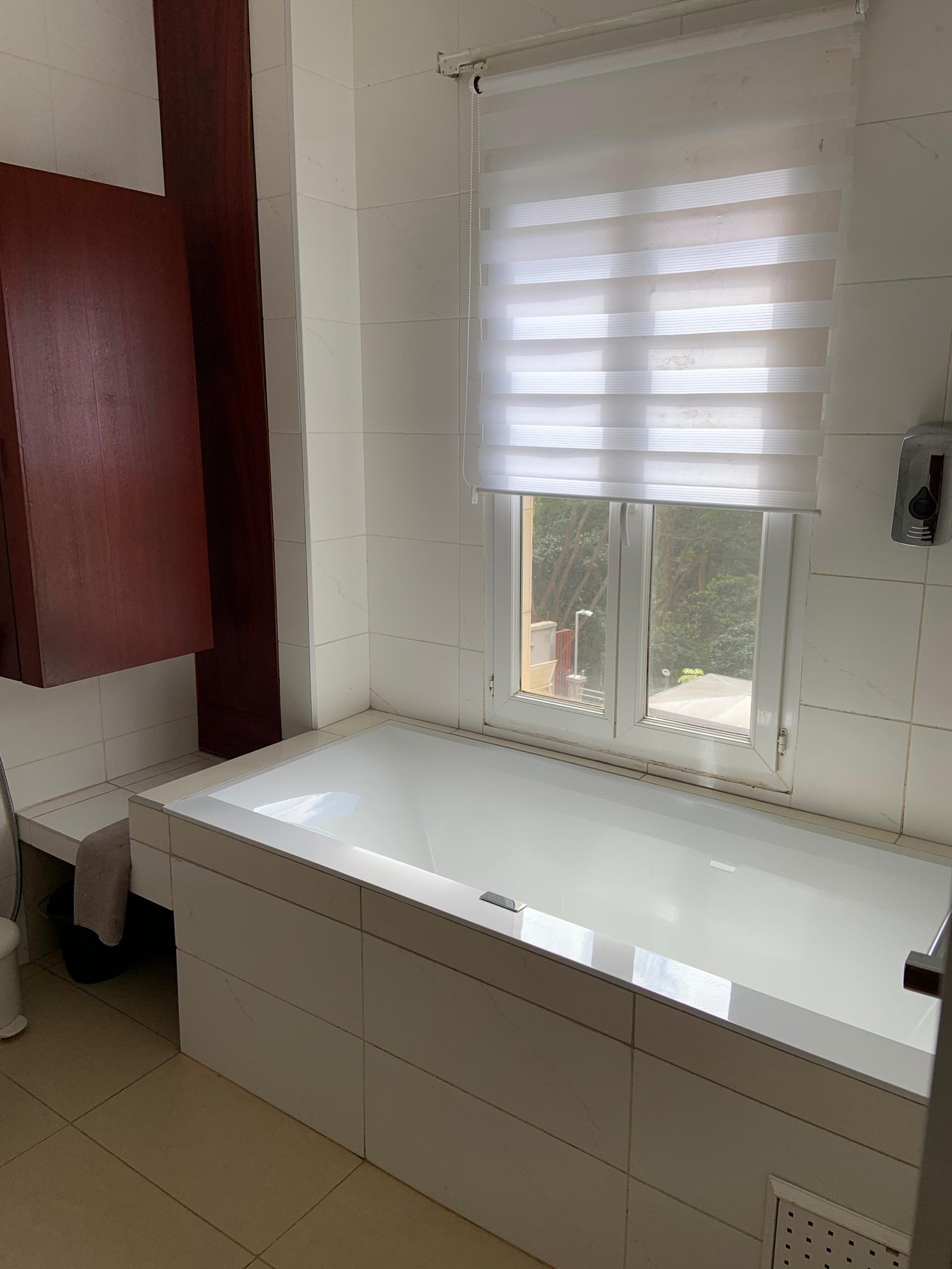 Appartement meuble a louer, Golf, Yaoundé 