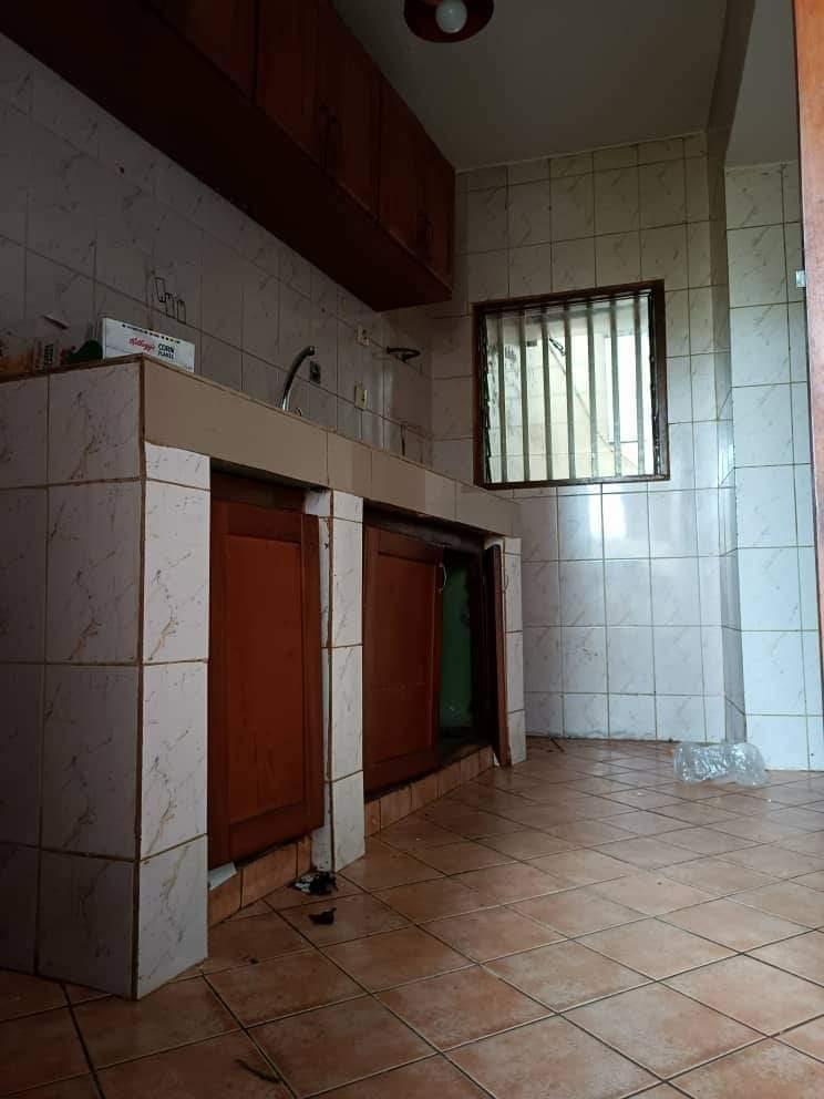 Appartement a louer, Bastos, Yaoundé 