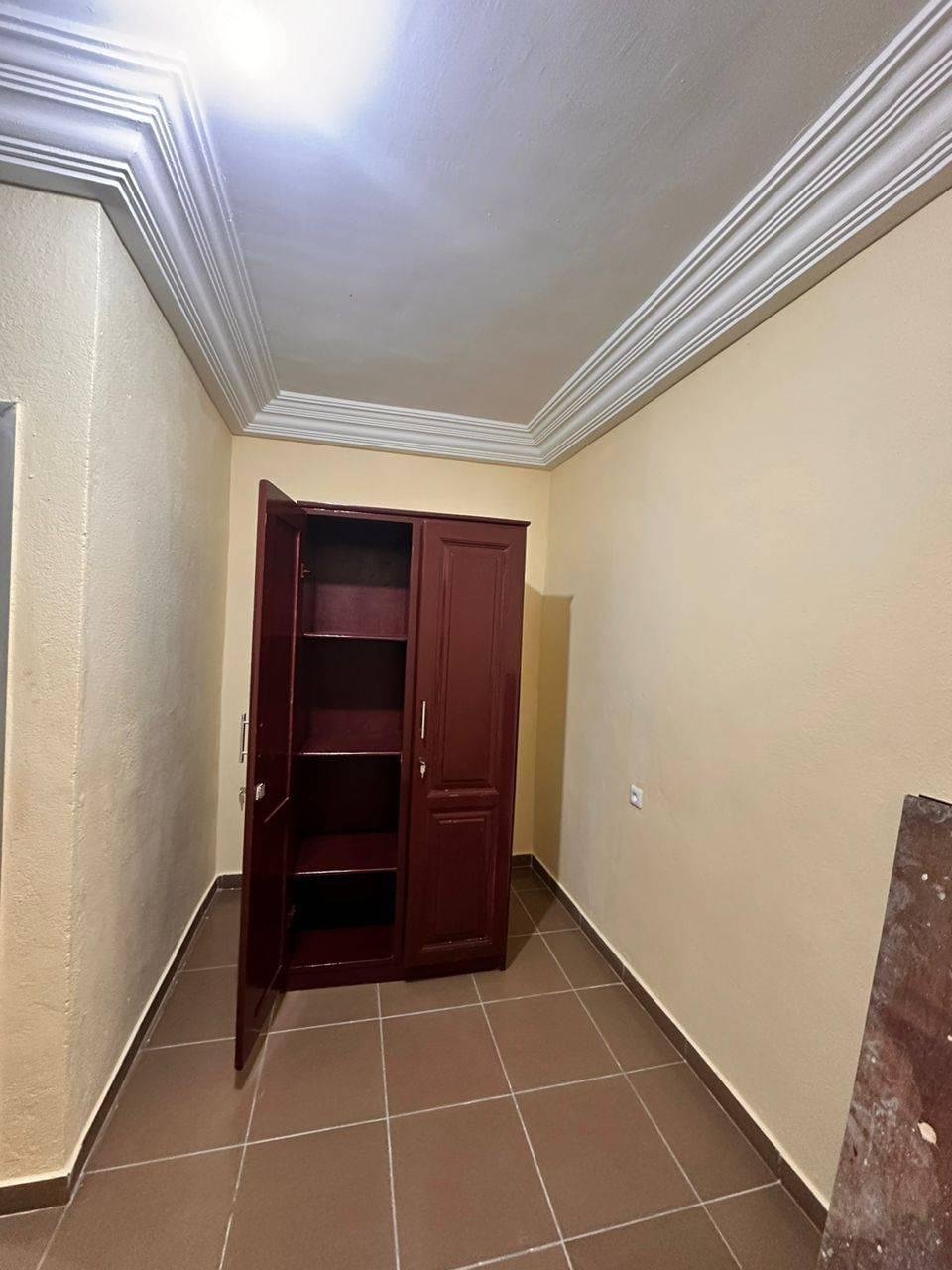 Studio à louer, Odza, Yaoundé 
