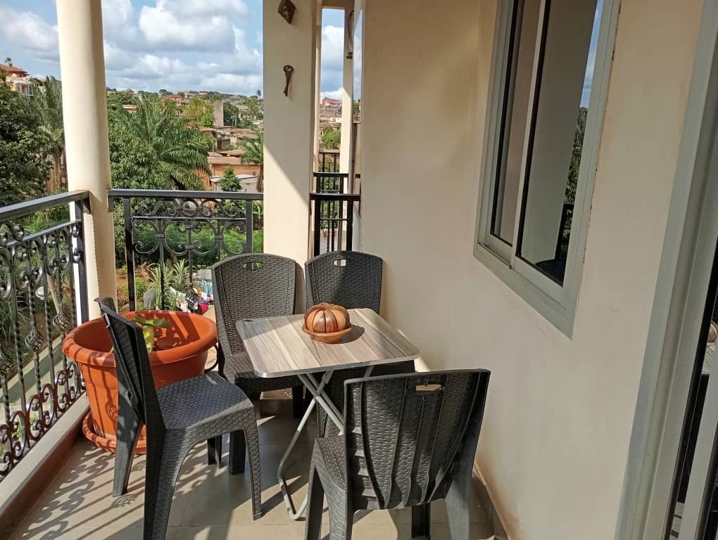 Appartement a louer, Essomba, Yaounde 