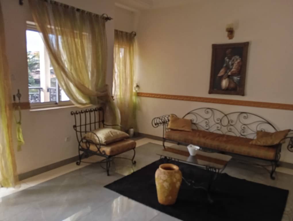 Appartement a louer, Essomba, Yaounde 