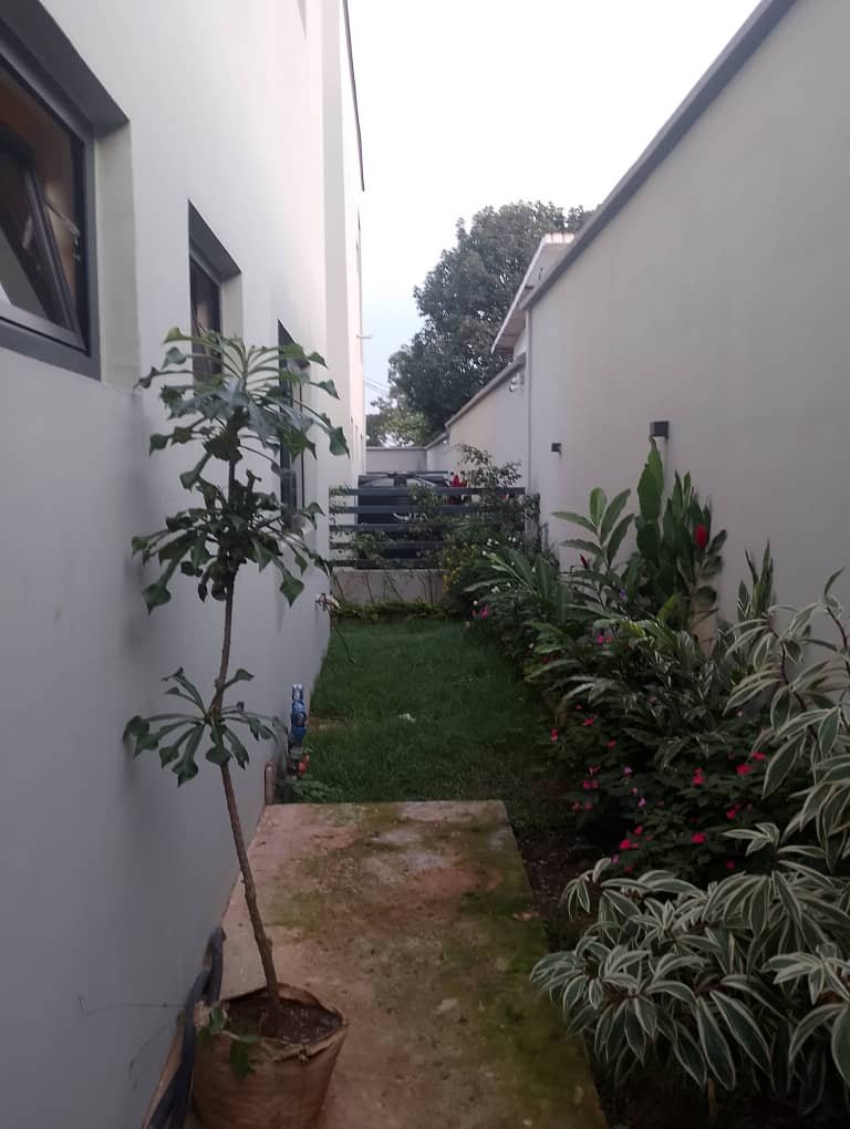 Duplex à vendre a Etoa meki, Yaoundé 