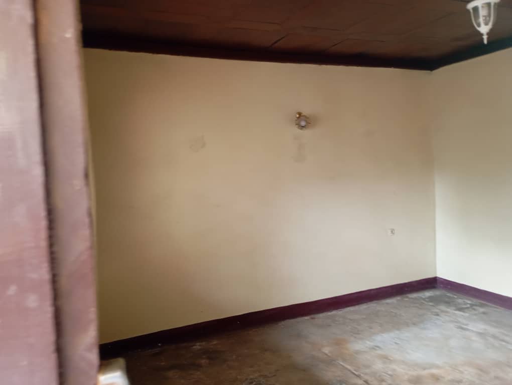 Appartement a louer, sous manguier, Yaoundé 