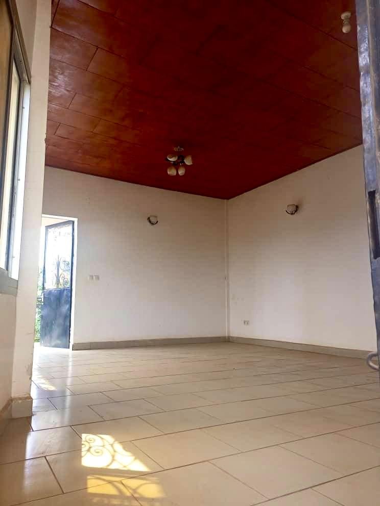 Appartement a louer,  Ahala, Yaoundé 