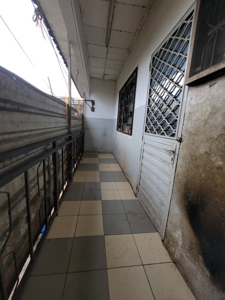 Appartement à louer, Efoulan, Yaoundé 