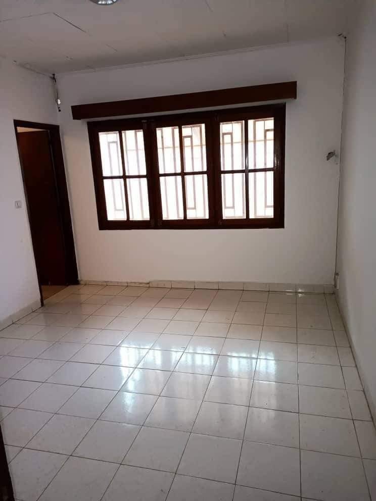 Villa à vendre, Bastos, Yaoundé  