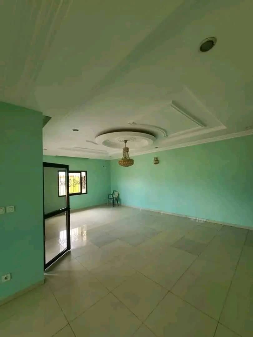 Villa à louer, Tropicana, Yaoundé 