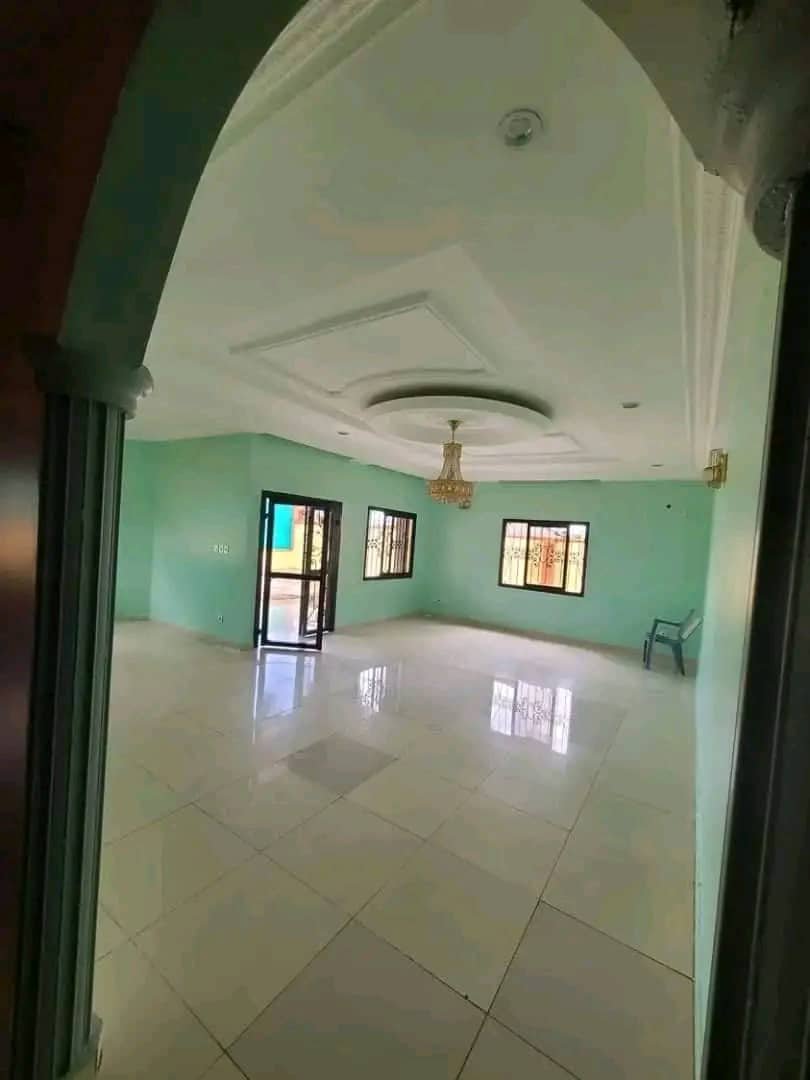 Villa à louer, Tropicana, Yaoundé 