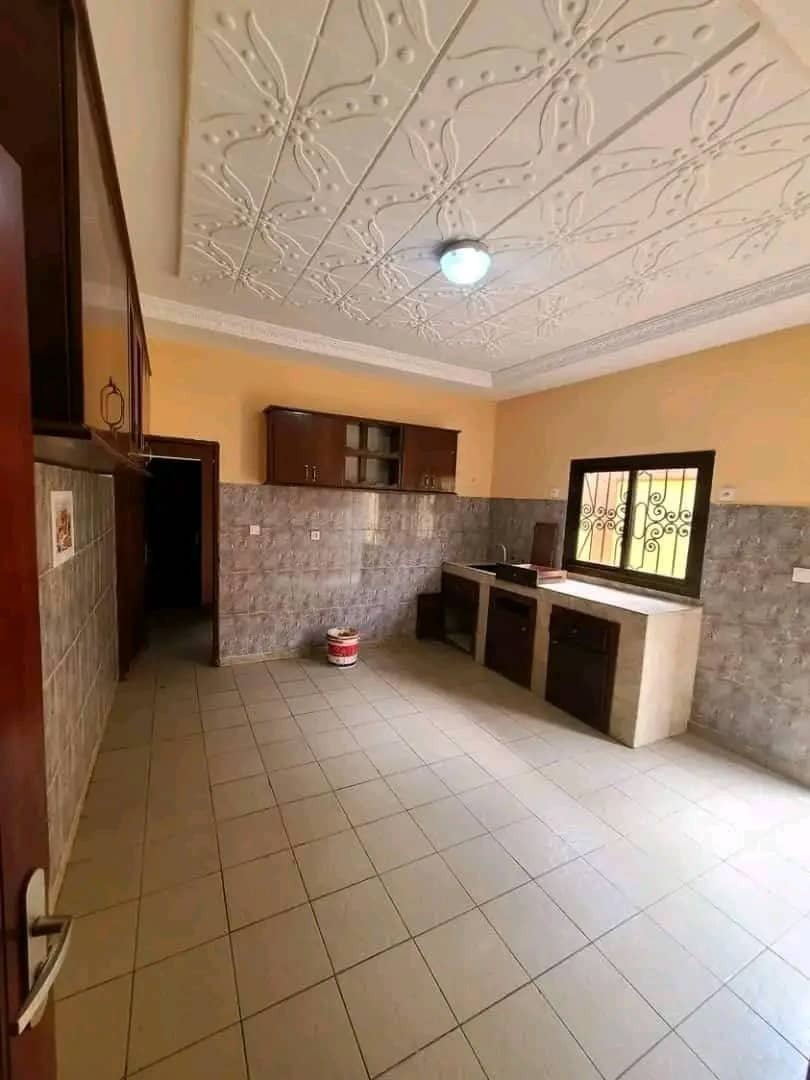 Villa à louer, Tropicana, Yaoundé 