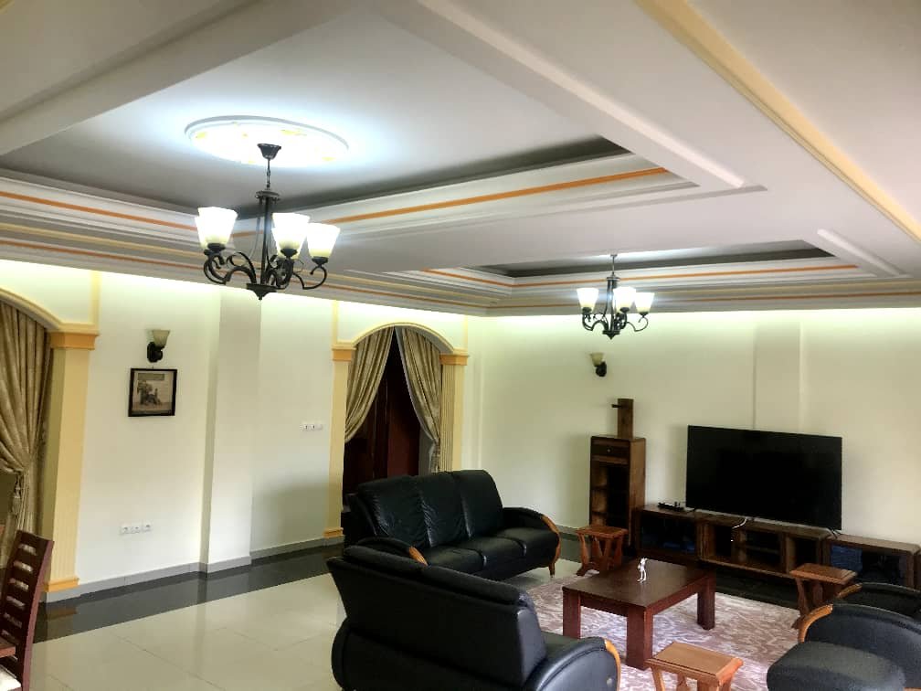 Appartement Meublés à louer, Bastos, Yaoundé 