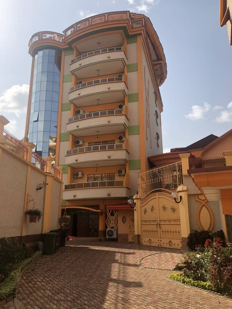 Appartement Meublés à louer, Bastos, Yaoundé 