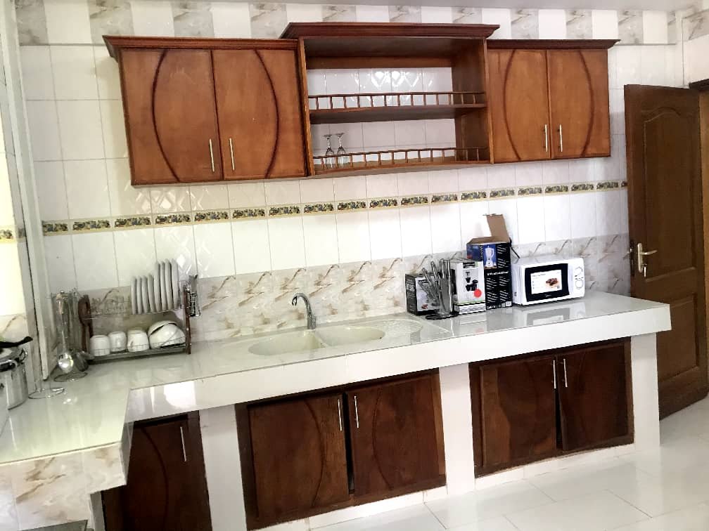 Appartement Meublés à louer, Bastos, Yaoundé 
