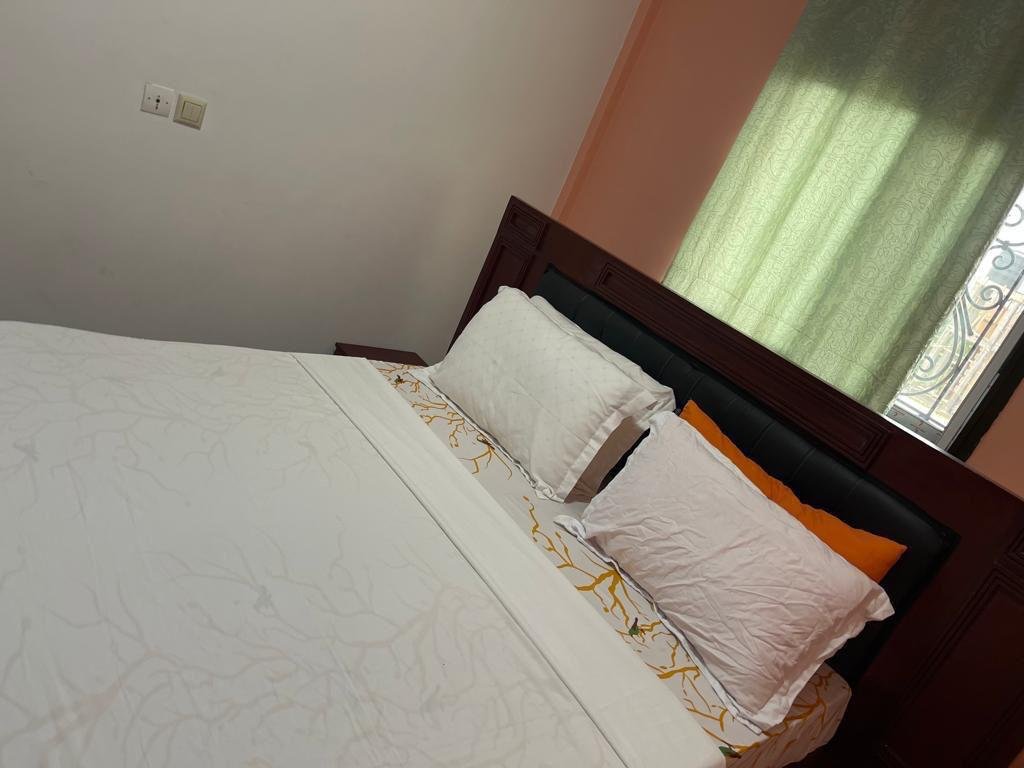 Studio meublé à louer, Eleveur, Yaoundé 