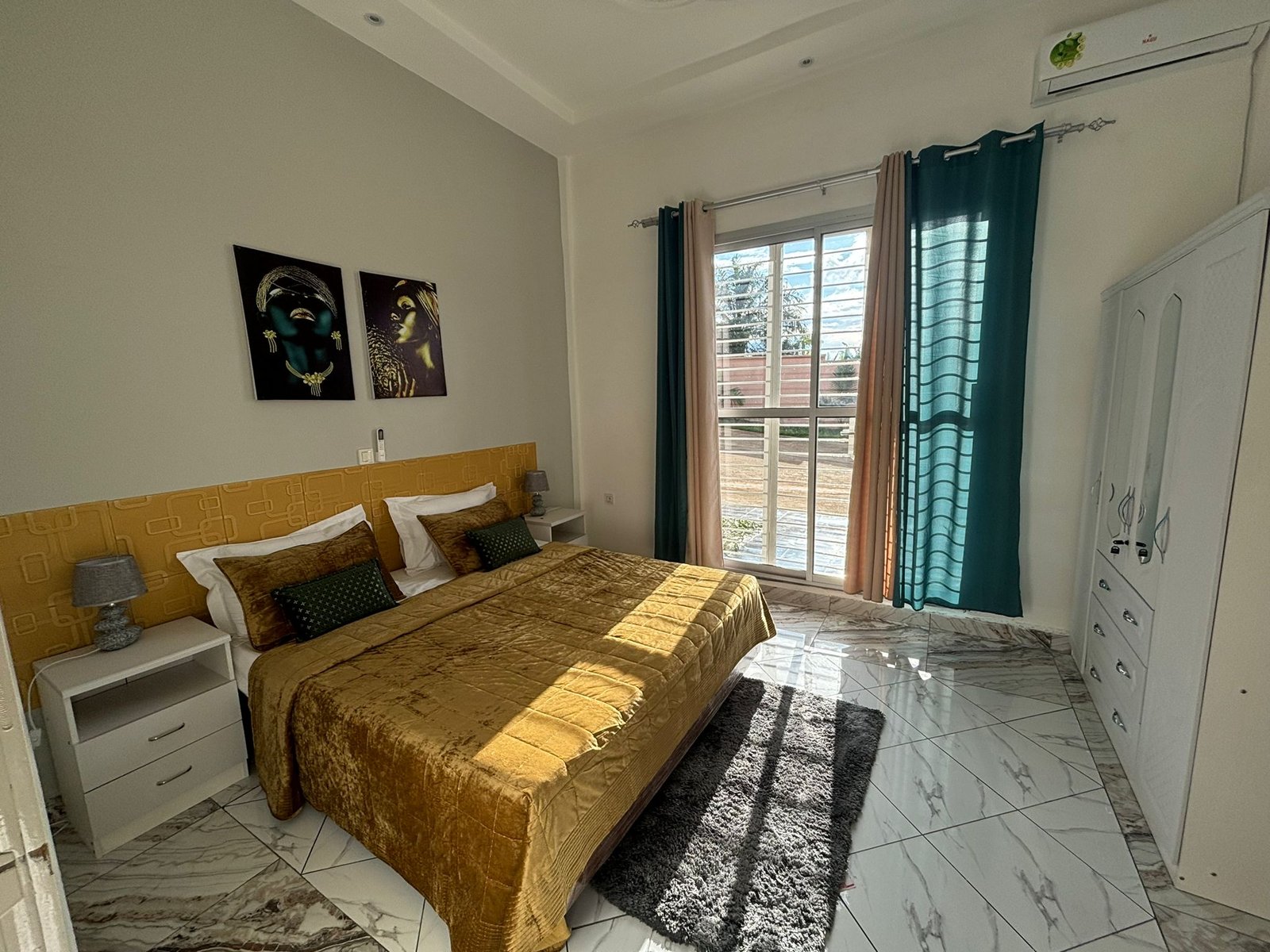 Appartement Meublé à louer, Odza, Yaoundé 