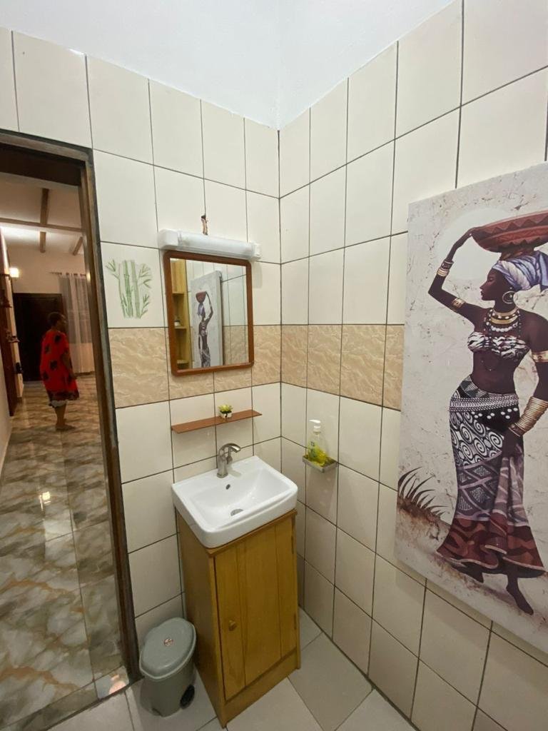 Studio meublé à louer, Golf, Yaoundé 