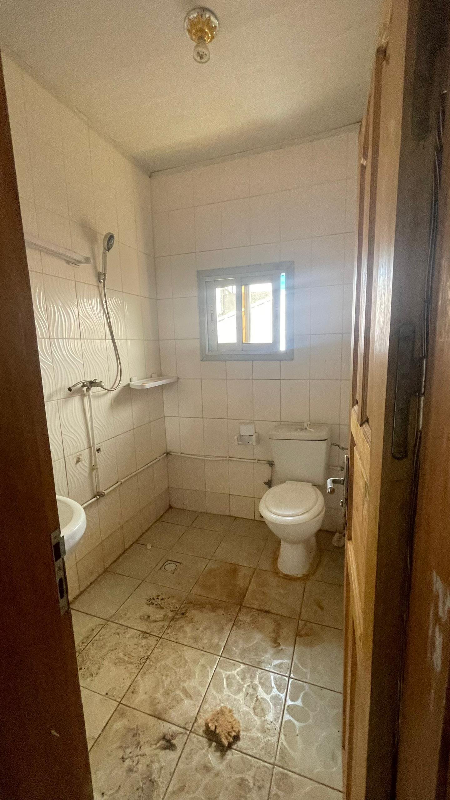 Appartement à louer, Fougerole, Yaoundé 