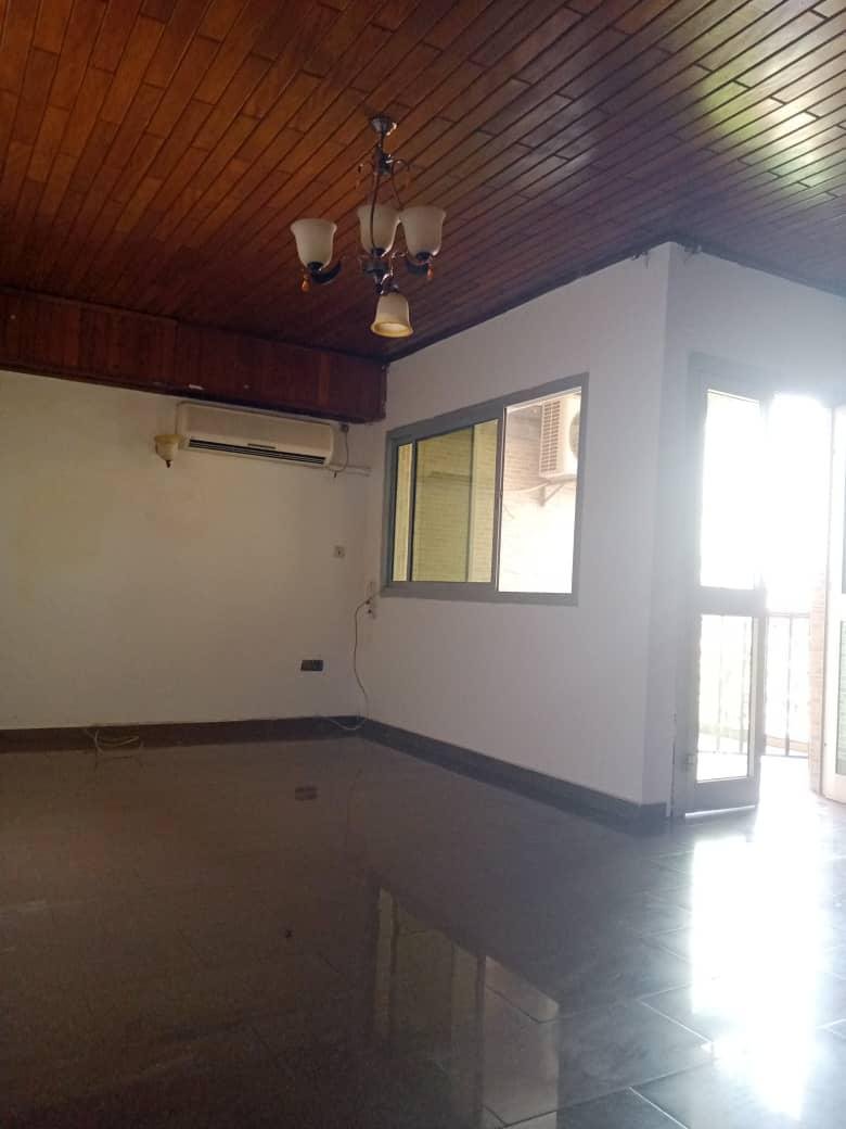 Appartement à louer, Omnisport, Yaoundé 