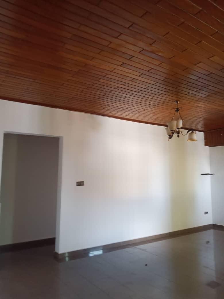 Appartement à louer, Omnisport, Yaoundé 