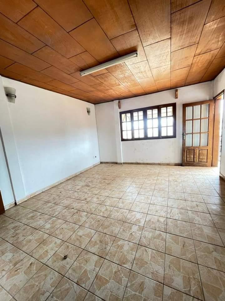 Appartement à louer, Omnisport, Yaoundé 