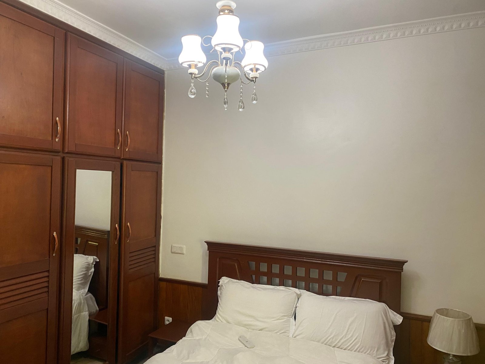 Studio meublé à louer, Golf, Yaoundé 