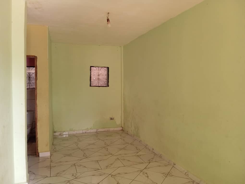 Studio à louer à la cité verte, Yaoundé 