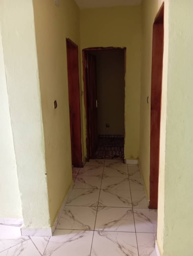 Studio à louer à la cité verte, Yaoundé 