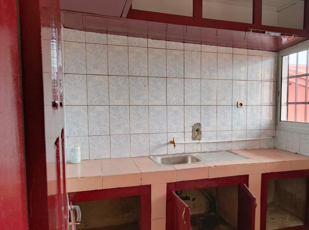 Appartement à louer, Yassa, Douala