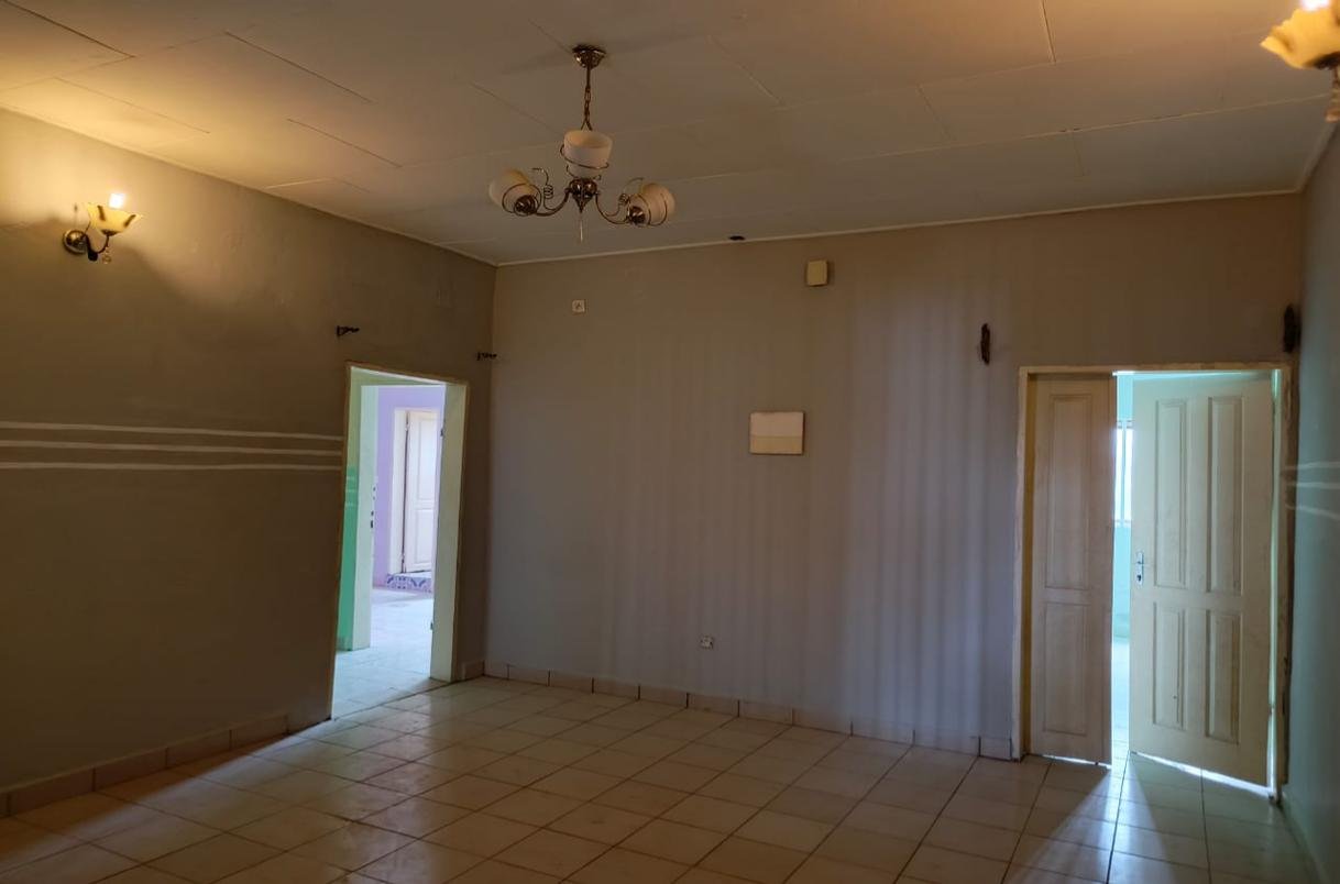 Appartement à louer, Yassa, Douala
