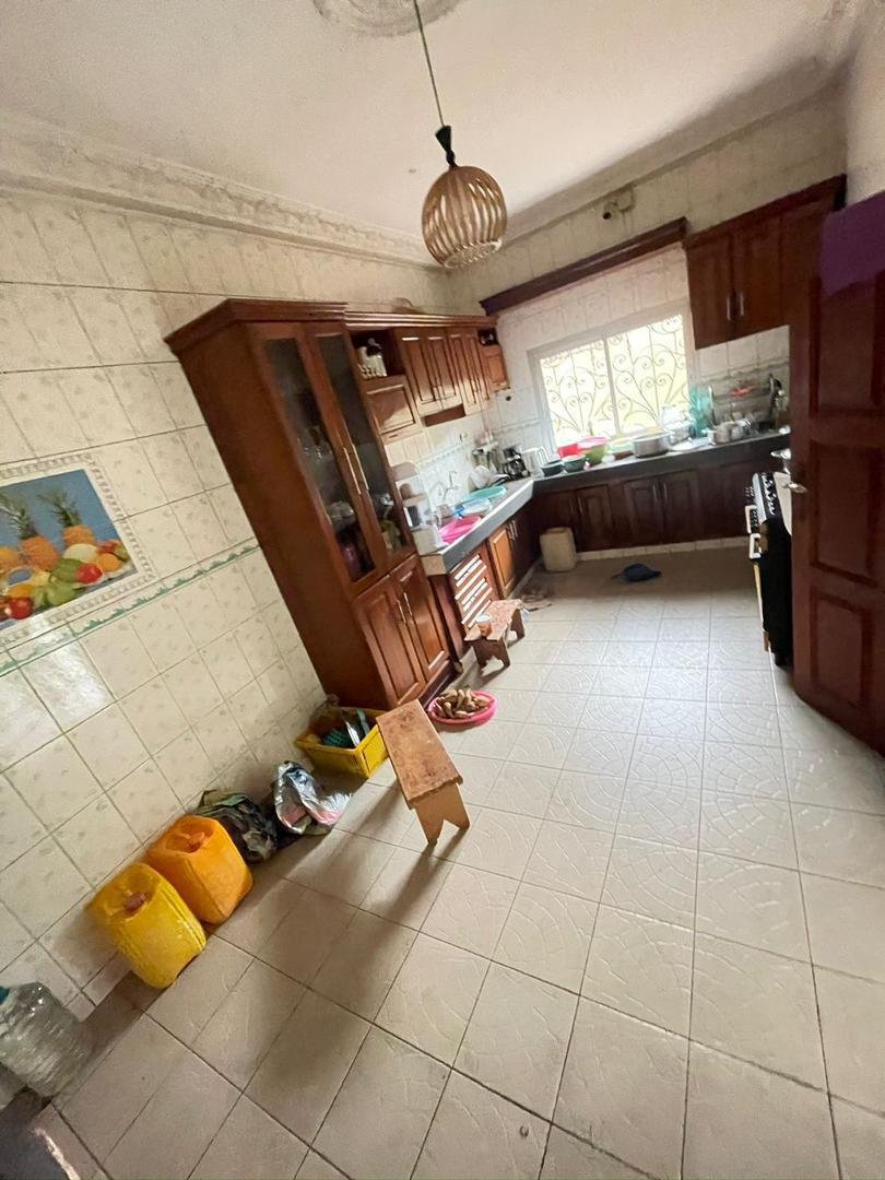 Villa à louer, Eleveur, Yaoundé 