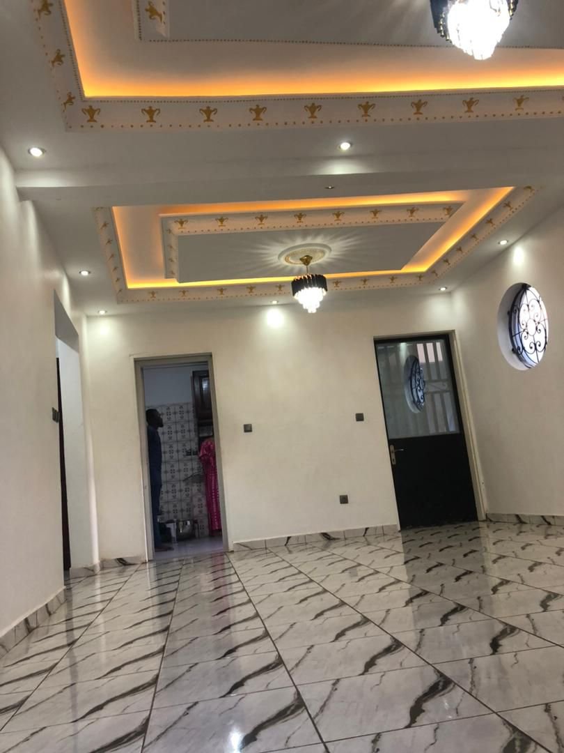 Appartement à louer, Fougerole, Yaoundé 